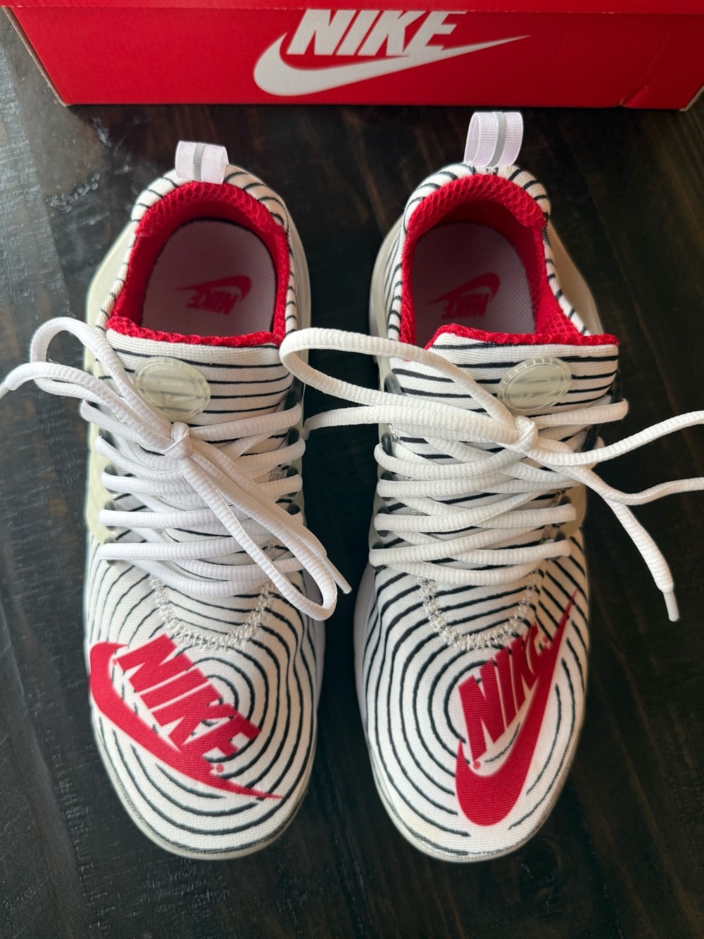 Nike Air Presto - Size 9 - Picture 4 of 6